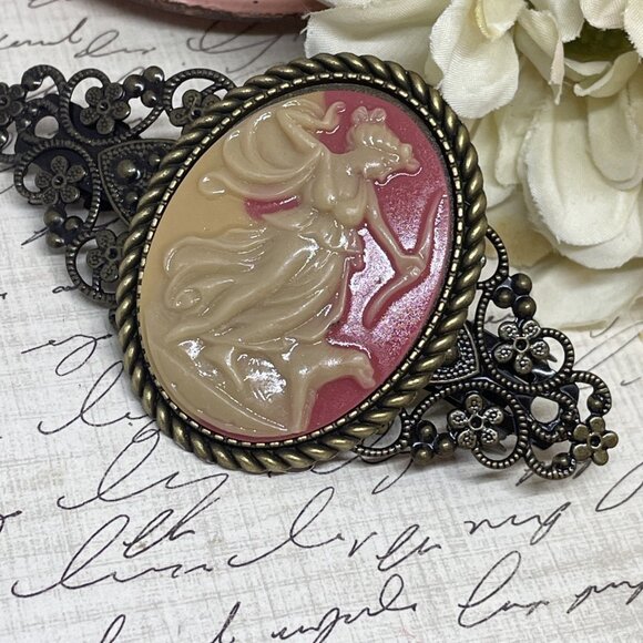 Cornelian Cream Artemis Mythology Greek Goddess Cameo Pin Hair Clip Jewelry Comb - Picture 5 of 11